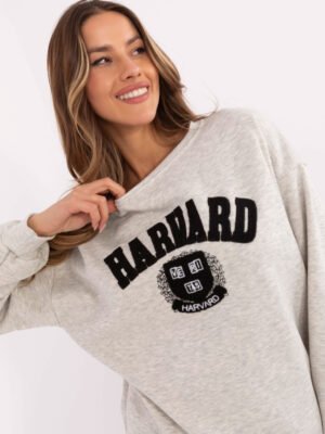 Alternative view of Oversize džemperis su siuvinėtu užrašu "HARVARD" šviesi pilka