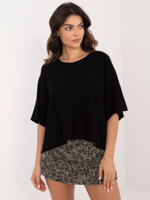 Lengvai krentančio audinio megztinis "MARPEL" juoda