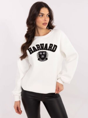 Oversize džemperis su siuvinėtu užrašu "HARVARD" pieno balta