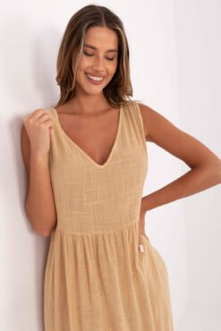 Pol pl camelowa maxi sukienka z falbana och bella 413245 4