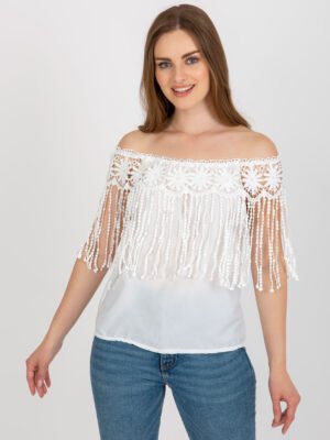 Boho stiliaus palaidinė atvirais pečiais su nėriniais "LOLLY" balta