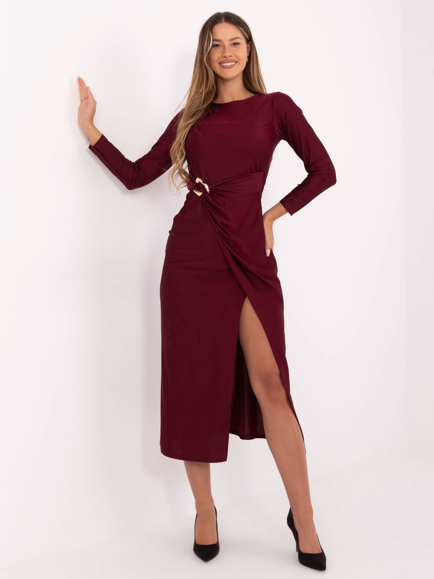 Puošni priglundanti suknelė "SUN" bordo