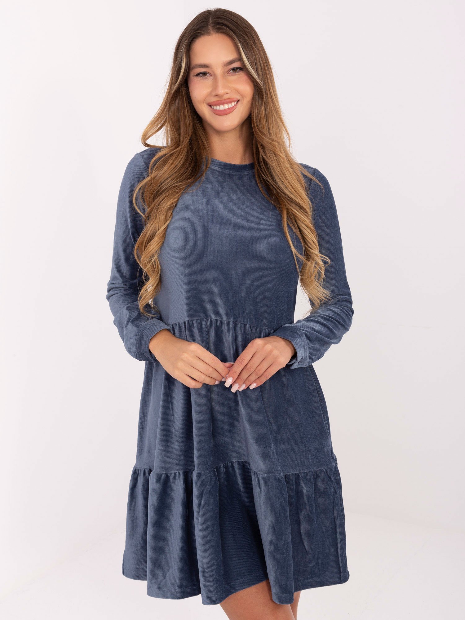 Platėjanti aksominė suknelė iš STITCH & SOUL D10040Z30289 džinsinės mėlynos spalvos - Image 4