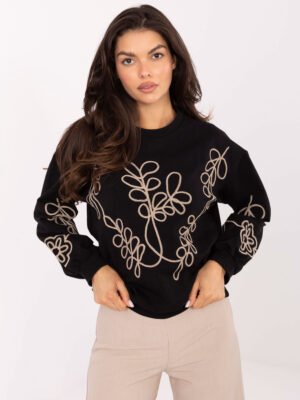 Džemperis su  išraiškingu  dekoratyviu siuvinėjimu "POLA" juoda