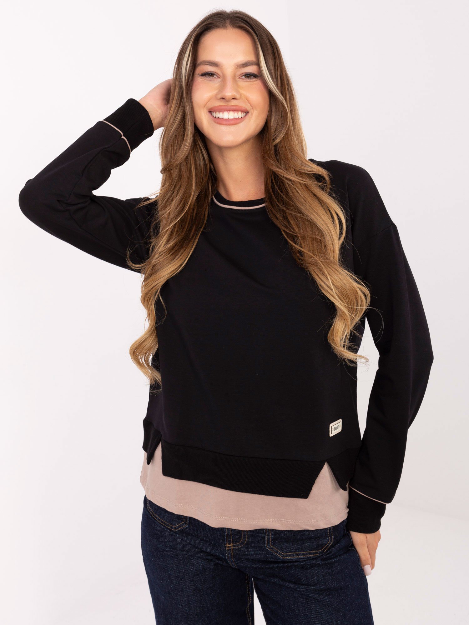 Medvilninis klasikinio modelio džemperis "BESSO" juoda