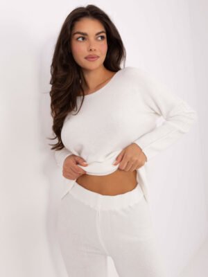 Alternative view of Minkštas ir švelnus megztas komplektas "ROZZY" pieno balta