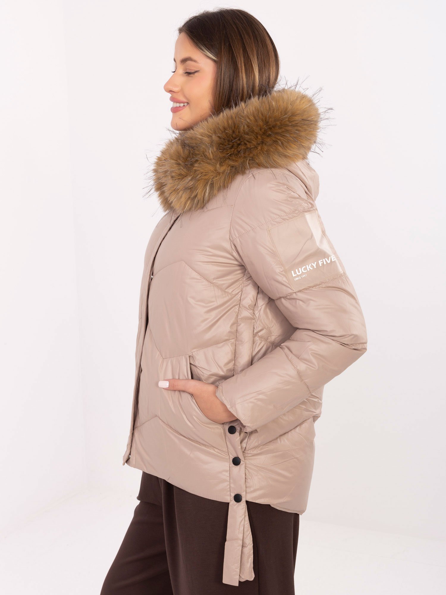 Dygsniuota šilta žieminė striukė "LUCKY" smėlio - Image 3