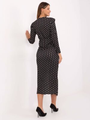 Alternative view of Elegantiška taškuota suknelė su dirželiu ir skeltuku priekyje "NATALI" juoda