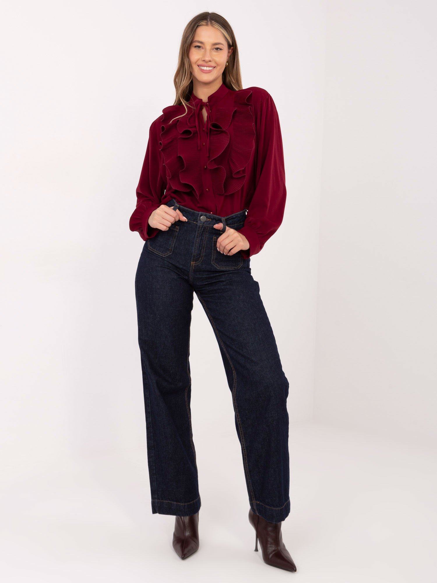 Marškiniai su plisuotais raukiniais ir dekoratyviu kaklo raišteliu "EVELYN" bordo