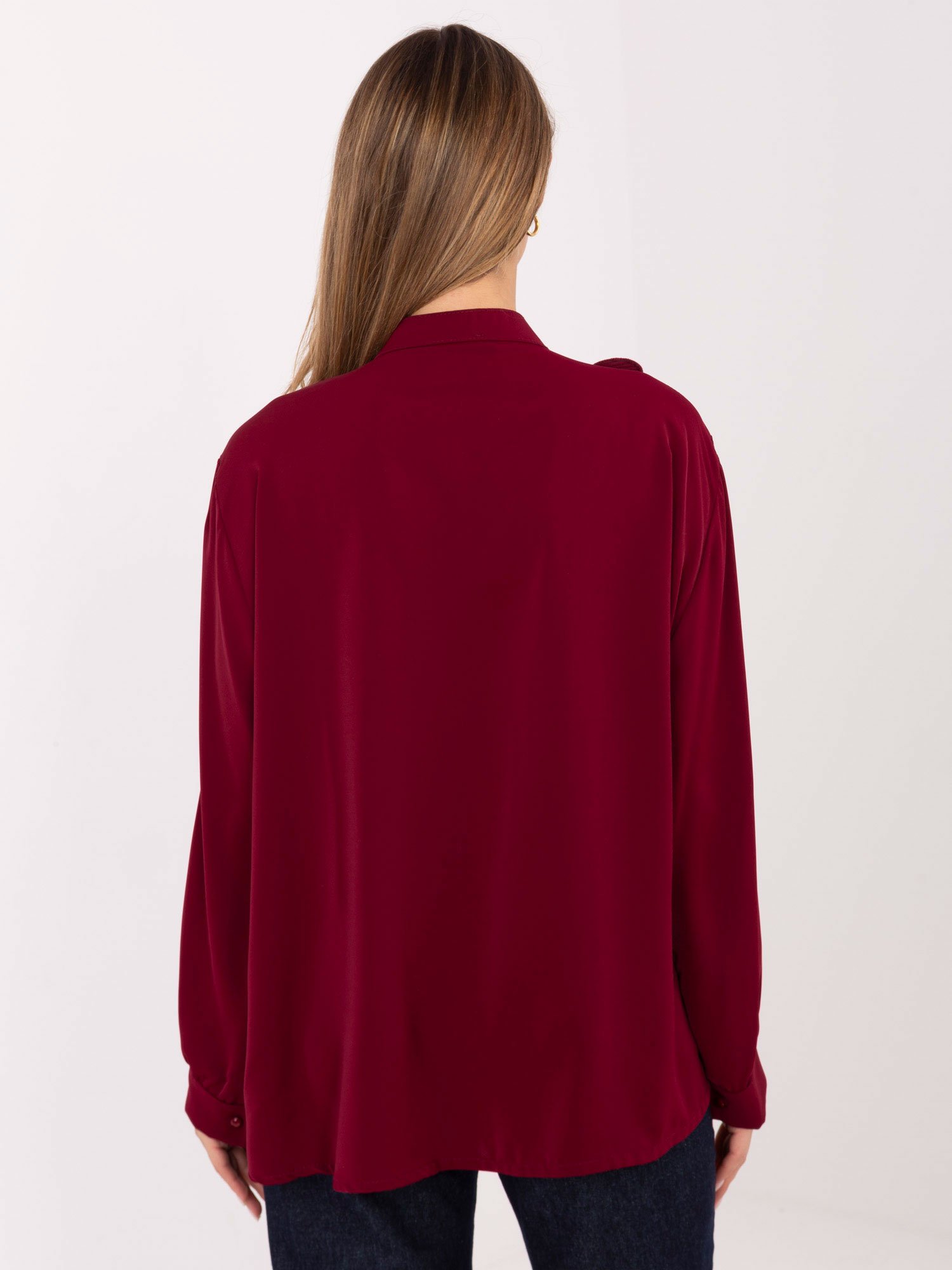 Marškiniai su plisuotais raukiniais ir dekoratyviu kaklo raišteliu "EVELYN" bordo - Image 5