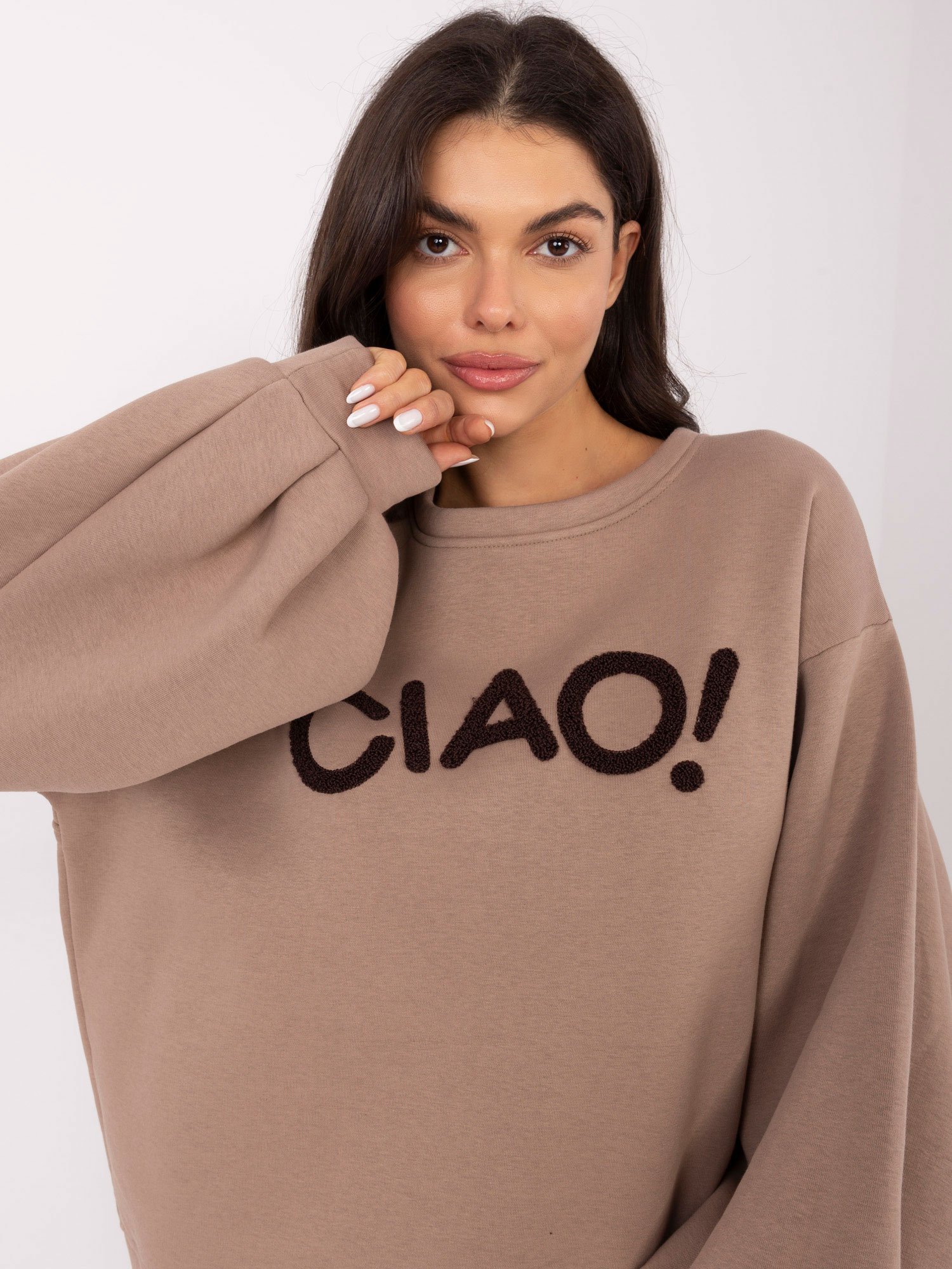 Džemperis su užrašu "CIAO" tamsi smėlio - Image 4