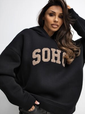 Alternative view of Oversize džemperis su užrašu ir gobtuvu "MOSSE" juoda