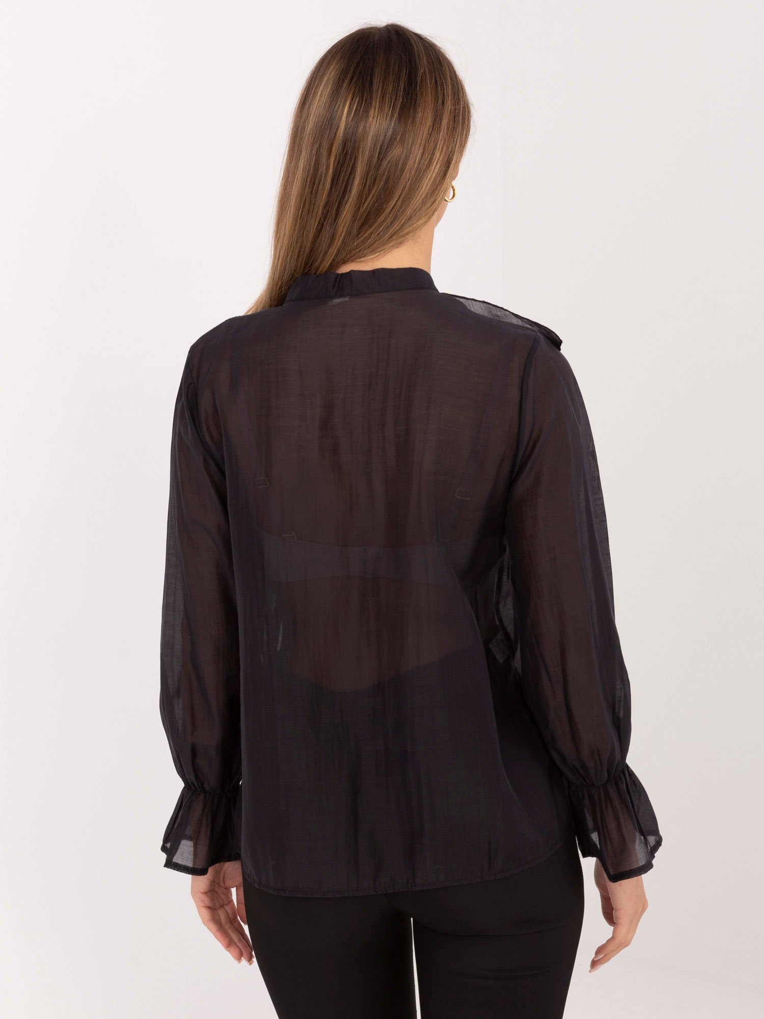 Lengvo audinio marškiniai dekoruoti raukiniais "SILLA" juoda - Image 2