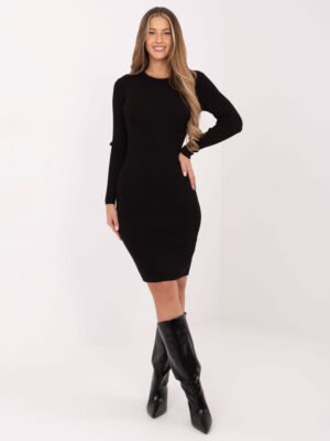 Alternative view of Priglundanti tampri suknelė kiekvienai dienai "SOLO" juoda