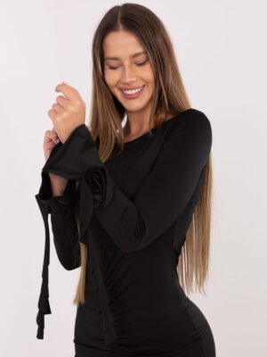 Alternative view of Suknelė su originaliu rožių akcentu ant rankovių "KAREN" juoda