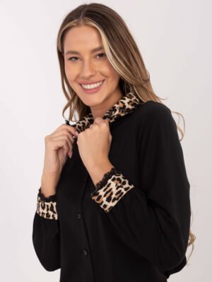 Alternative view of Marškiniai su leopardo rašto apykakle ir rankogaliais "SABINA" juoda