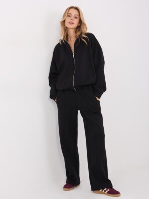 Plačios sportinio stiliaus laisvalaikio kelnės su siūlėmis "KERI" juoda