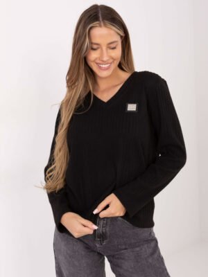 Alternative view of Klasikinis ribuoto rašto megztinis su V formos iškirpte "ESTERA" juoda