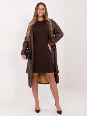 Priglundanti tampri suknelė kiekvienai dienai "SOLO" ruda