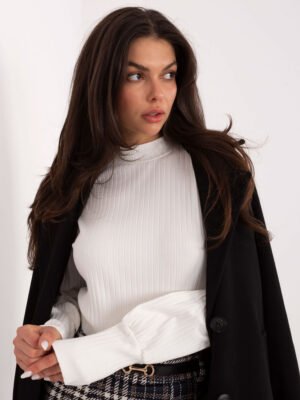 Tampraus audinio palaidinė aukštesniu kaklu "JILL" pieno balta