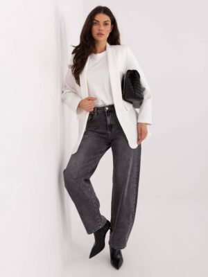 Elegantiškas tiesaus kirpimo švarkas be užsegimo "MARIAM" pieno balta