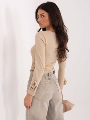 Alternative view of Casual stiliaus palaidinė su dekoratyvinėmis rožėmis rankogaliuose "ASJA" smėlio