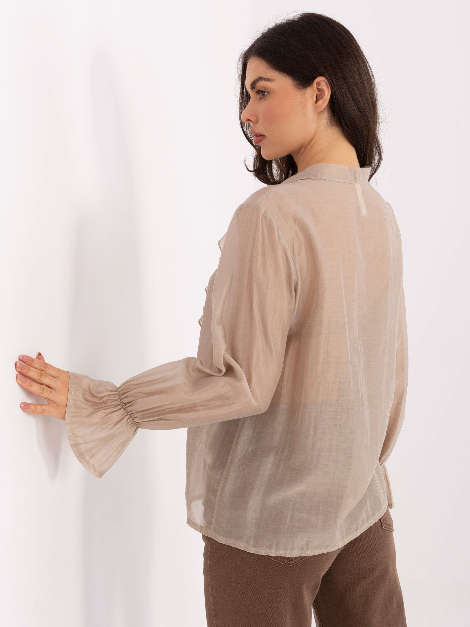 Lengvo audinio marškiniai dekoruoti raukiniais "SILLA" smėlio - Image 3