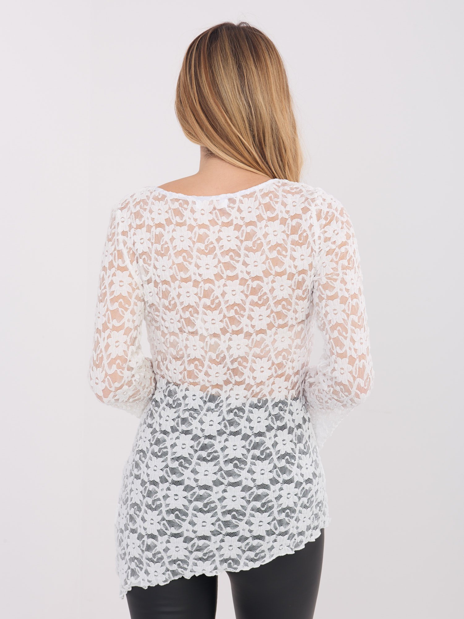 Permatoma nėrinių palaidinė su platėjančiomis rankovėmis "SARITA" balta - Image 2