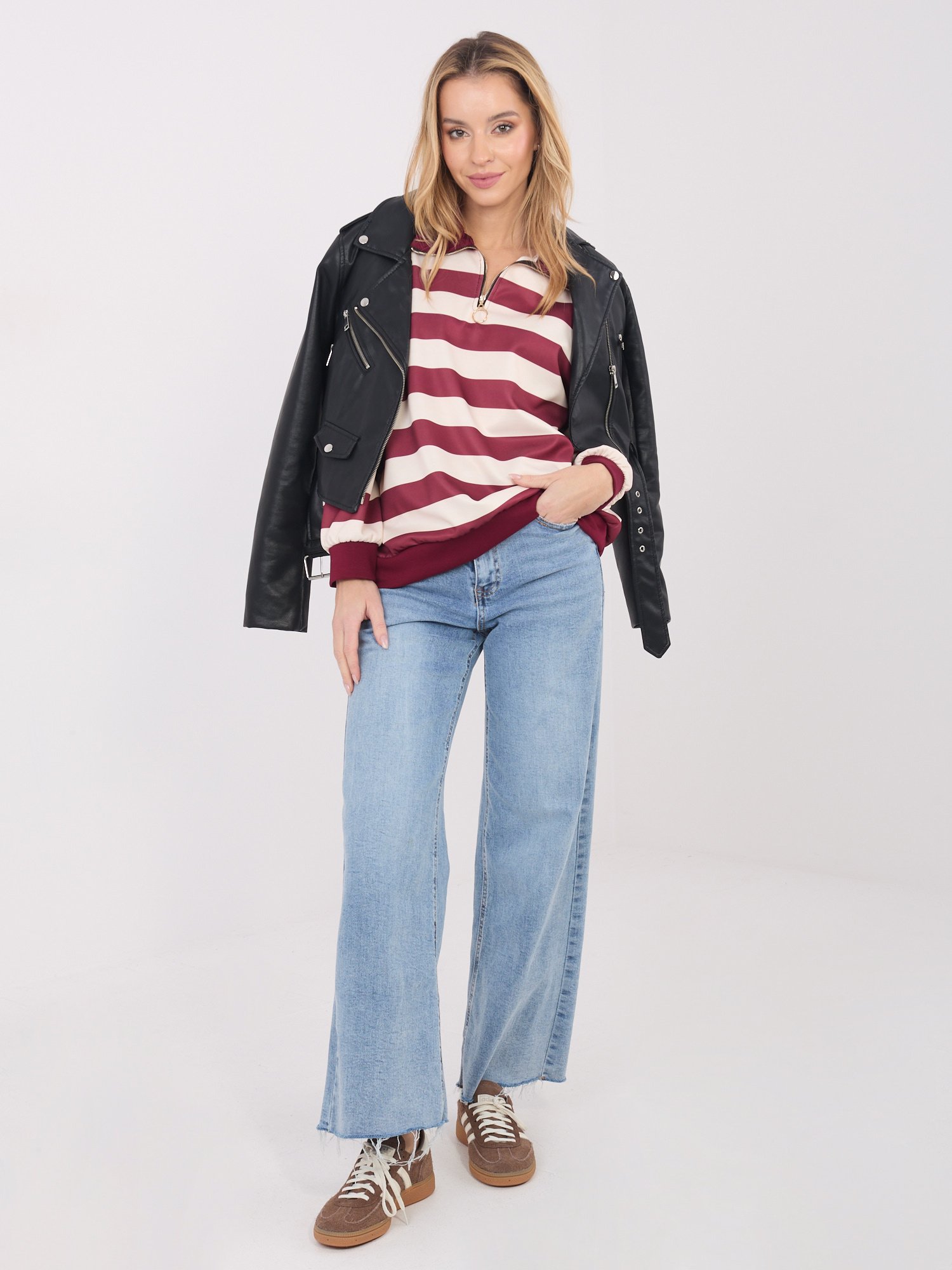 Oversize džemperis plačiomis juostomis su trumpu užtrauktuku "REMI" bordo - Image 2