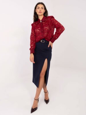 Alternative view of Puošnūs nėrinių marškiniai su klasikine apykakle ir sagų juosta "BRITA" bordo