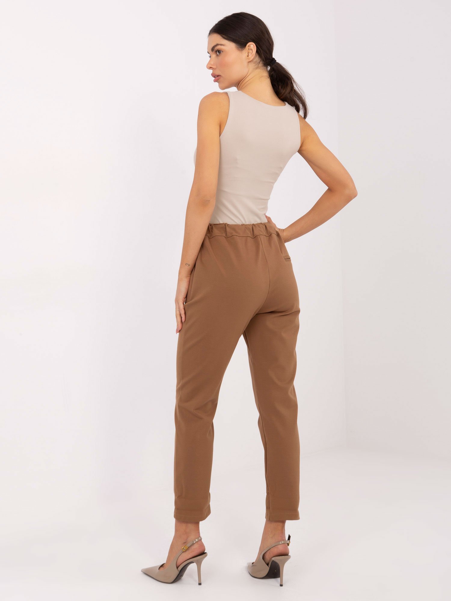 Tiesaus silueto kelnės su raišteliu "KYOTO" karamelinė - Image 2