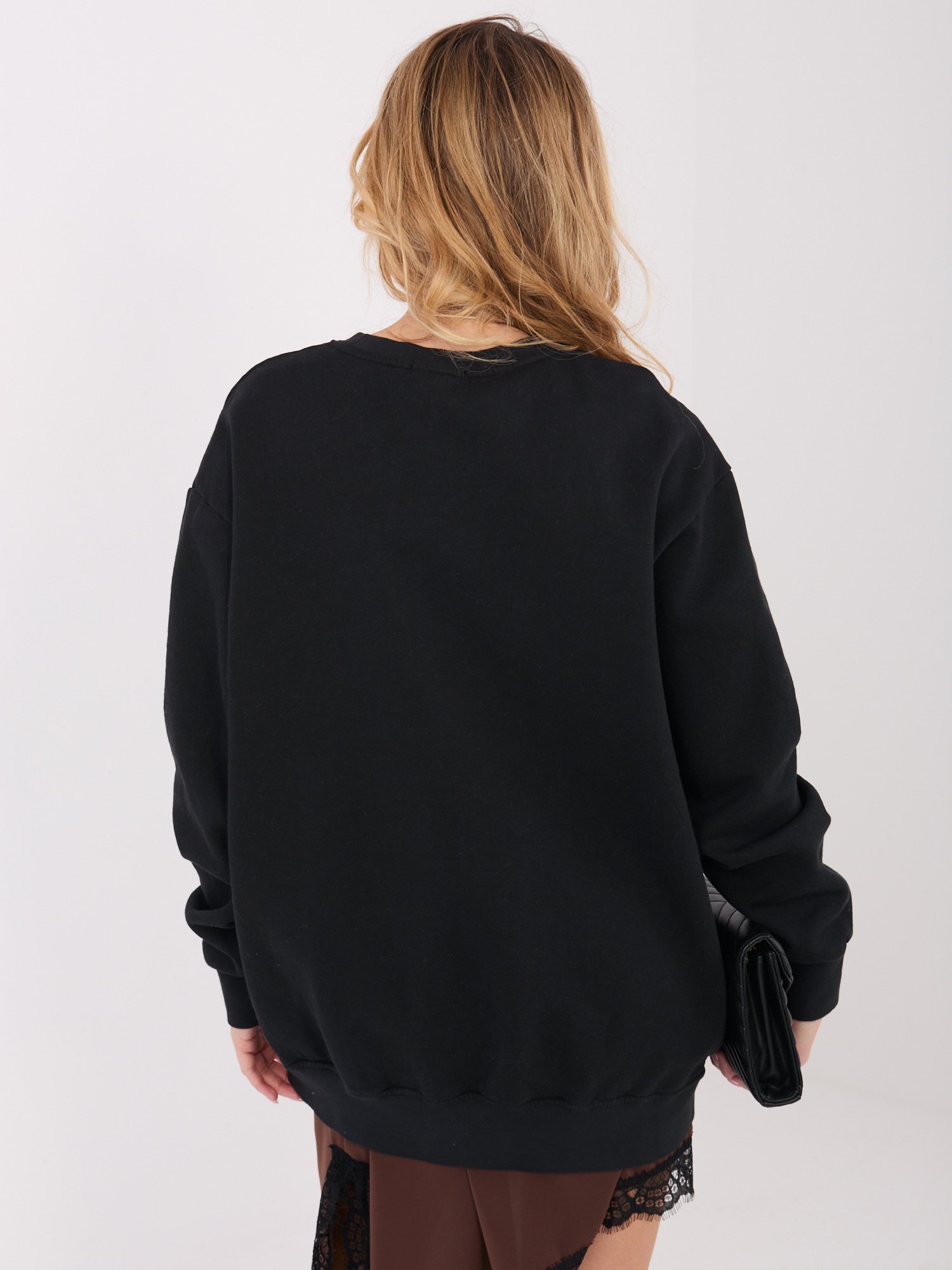 Ilgas oversize džemperis "ERIKA" juoda - Image 4