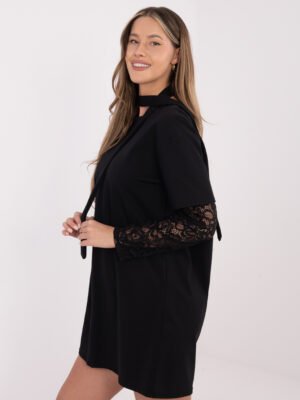 Laisvo silueto suknelė su nėriniais "SAIBEL" juoda