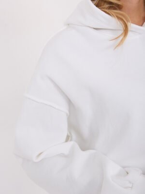 Alternative view of Oversize džemperis su gobtuvu "VELYN" pieno balta