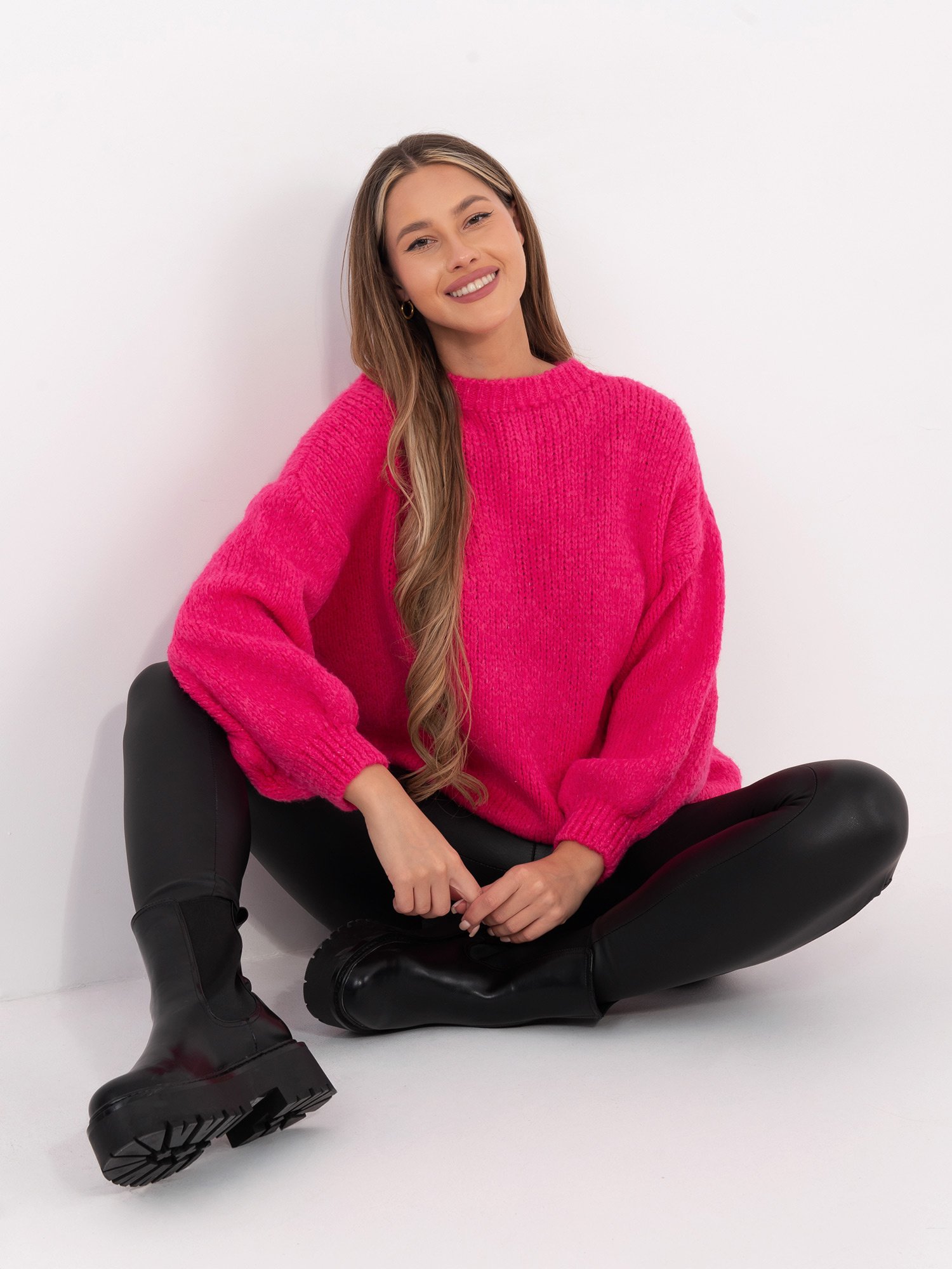 Oversize megztinis su vilna ir išraiškingomis pūstomis rankovėmis "TESSA" fuksija - Image 3