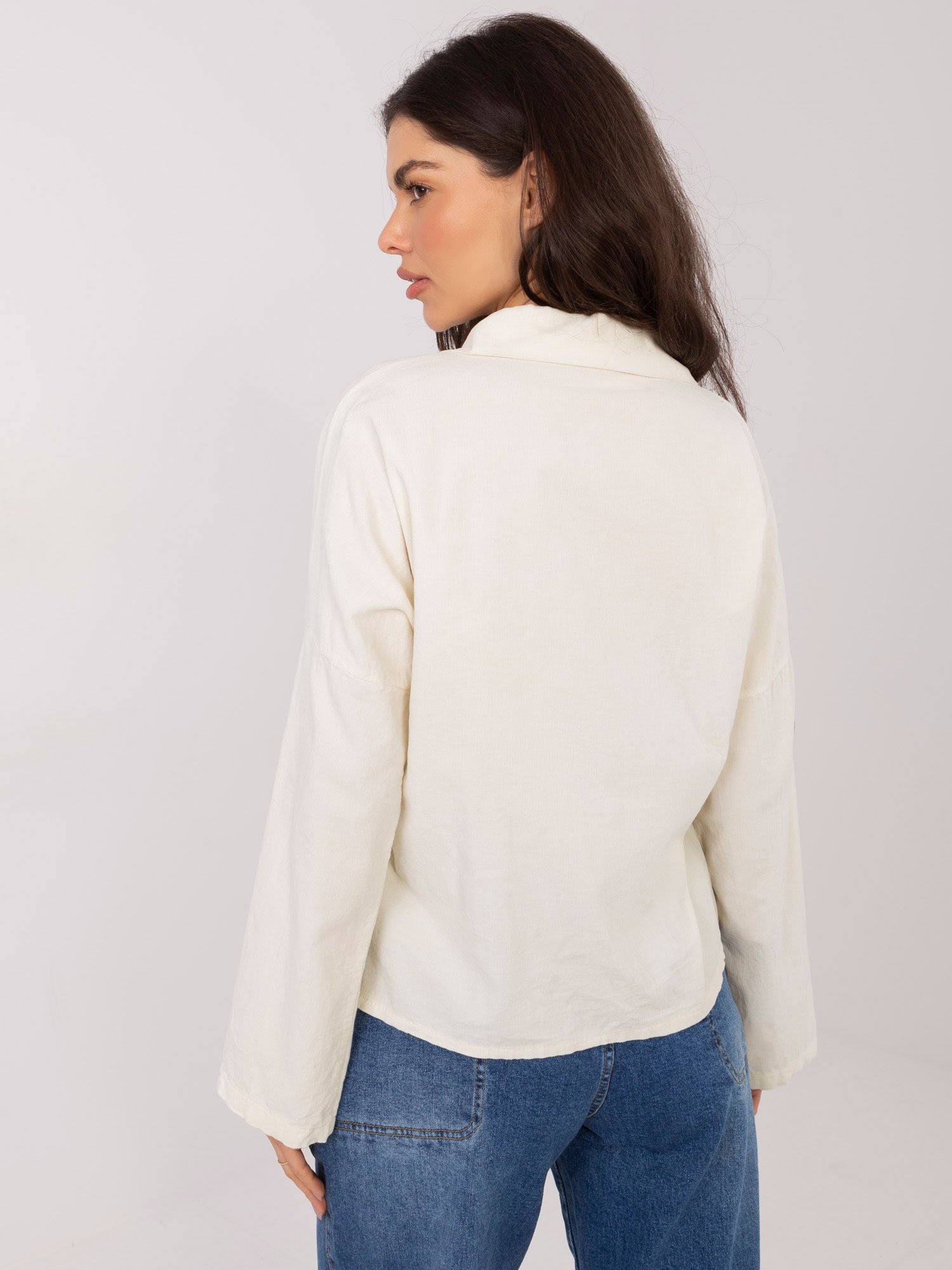 Laisvalaikio stiliaus marškiniai su reguliuojamomis rankovėmis "SAIRA" šviesi smėlio - Image 2