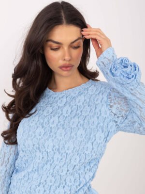 Alternative view of Puošni nėrinių palaidinė su dekoratyviomis gėlėmis ant rankogalių "ANDREA" šviesi mėlyna