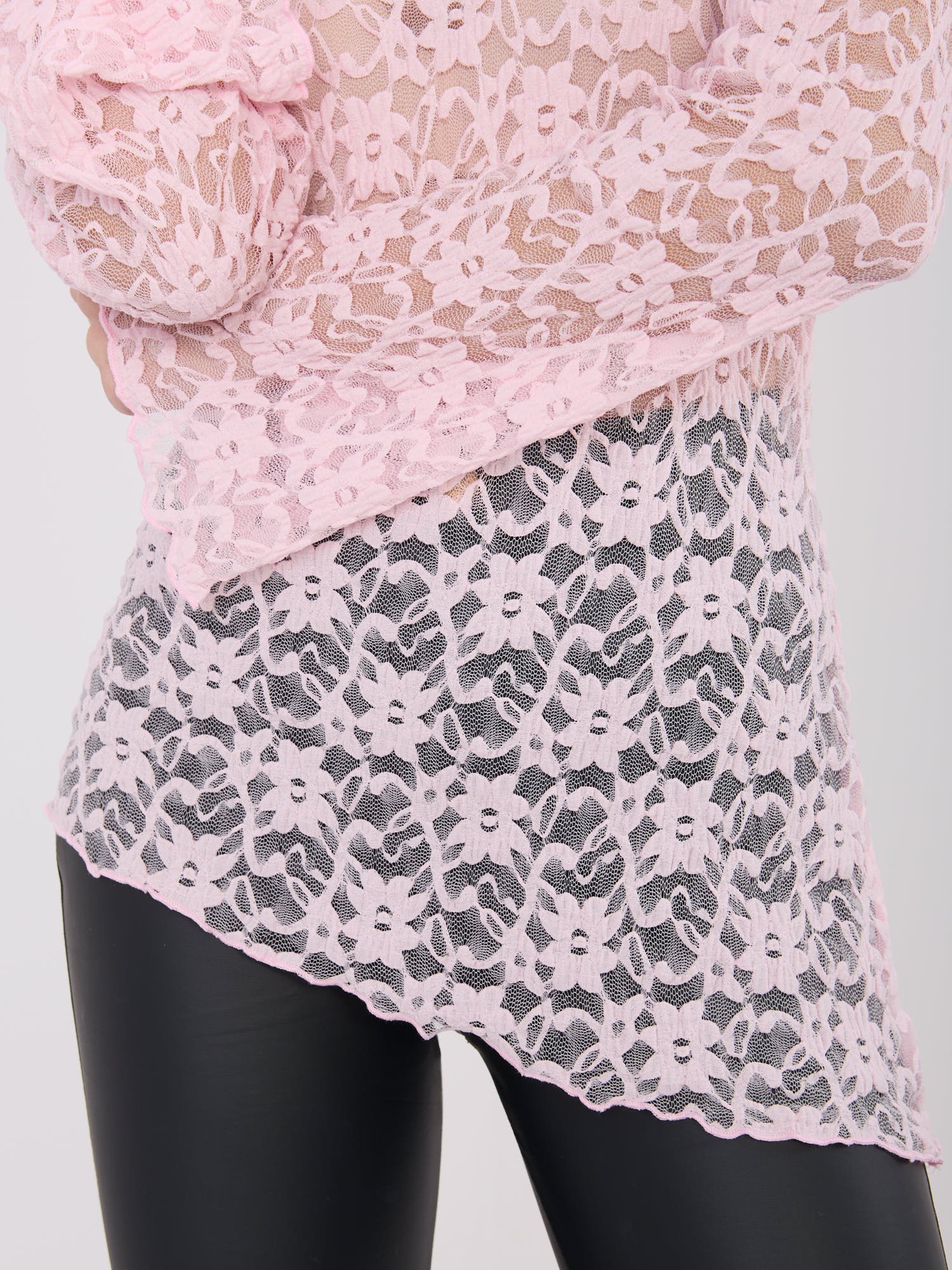 Permatoma nėrinių palaidinė su platėjančiomis rankovėmis "SARITA" šviesi rožinė - Image 5