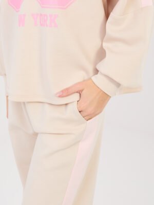 Alternative view of Džemperio ir kelnių laisvalaikio komplektas iš sviestinės medžiagos "Nr. 58" smėlio