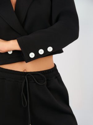 Alternative view of Trumpo švarkelio ir kelnių komplektas iš sviestinės medžiagos "EVON" juoda