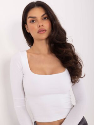 Alternative view of Trumpa palaidinė su kvadratine iškirpte "CAMMY" pieno balta