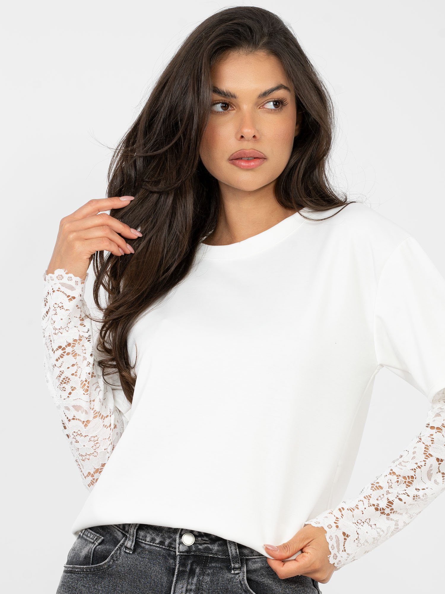 Palaidinė su sluoksniuotu nėrinių rankovių efektu " ODELIA" pieno balta - Image 4