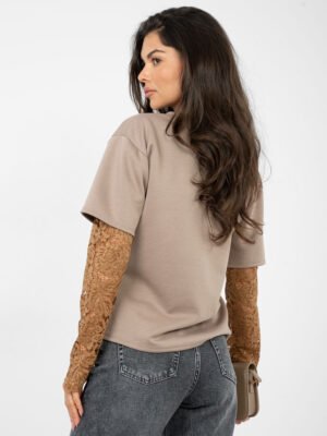 Alternative view of Palaidinė su sluoksniuotu nėrinių rankovių efektu " ODELIA" tamsi smėlio