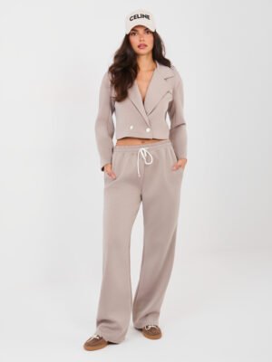 Trumpo švarkelio ir kelnių komplektas iš sviestinės medžiagos "EVON" juoda