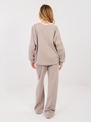 Alternative view of Džemperio ir kelnių laisvalaikio komplektas iš sviestinės medžiagos "NR. 58" tamsi smėlio