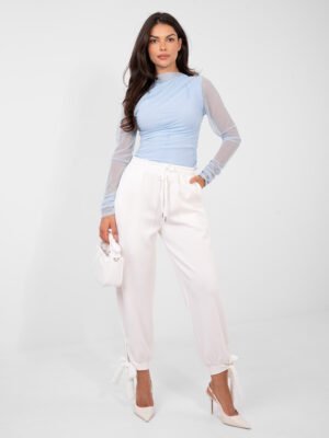 Palaidinė su permatomo tinklelio rankovėmis "HIKARI" šviesi mėlyna