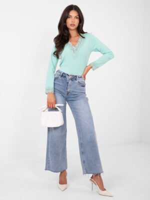 Palaidinė su nėrinių apvadais ir V formos iškirpte "CHANDRA" mėtų