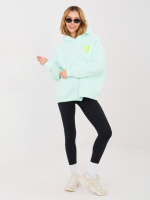 Oversize džemperis su reljefiniu užrašu ir gobtuvu "NORMA" mėtų