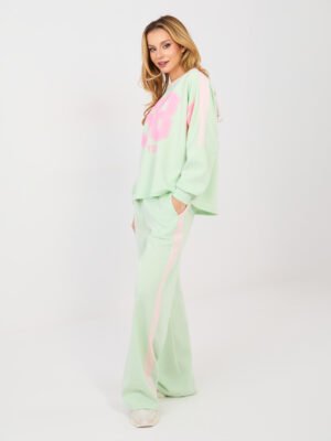 Alternative view of Džemperio ir kelnių laisvalaikio komplektas iš sviestinės medžiagos "Nr. 58" šviesi žalia