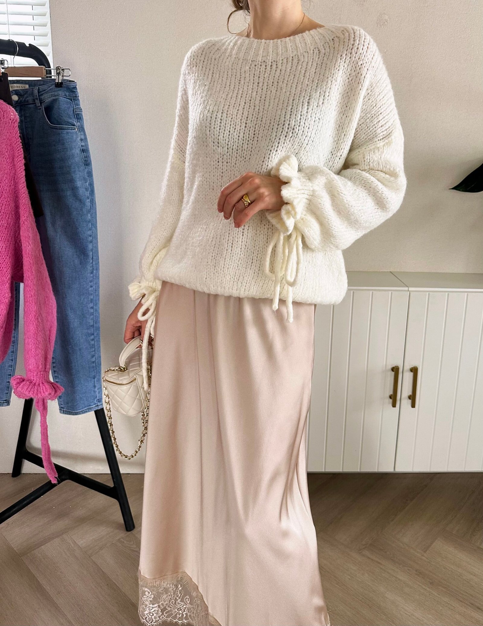 Lukrecija white4
